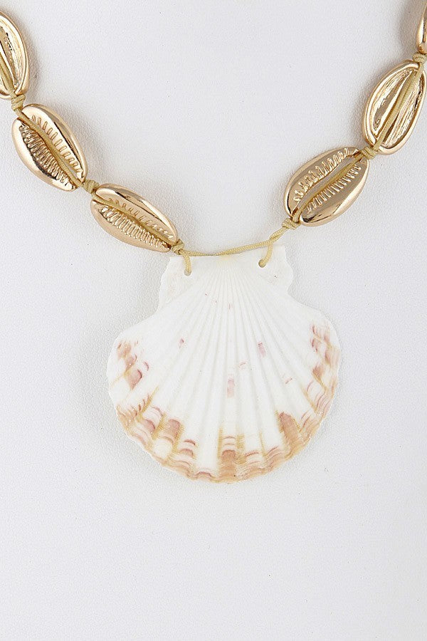 Big SeaShell Necklace
